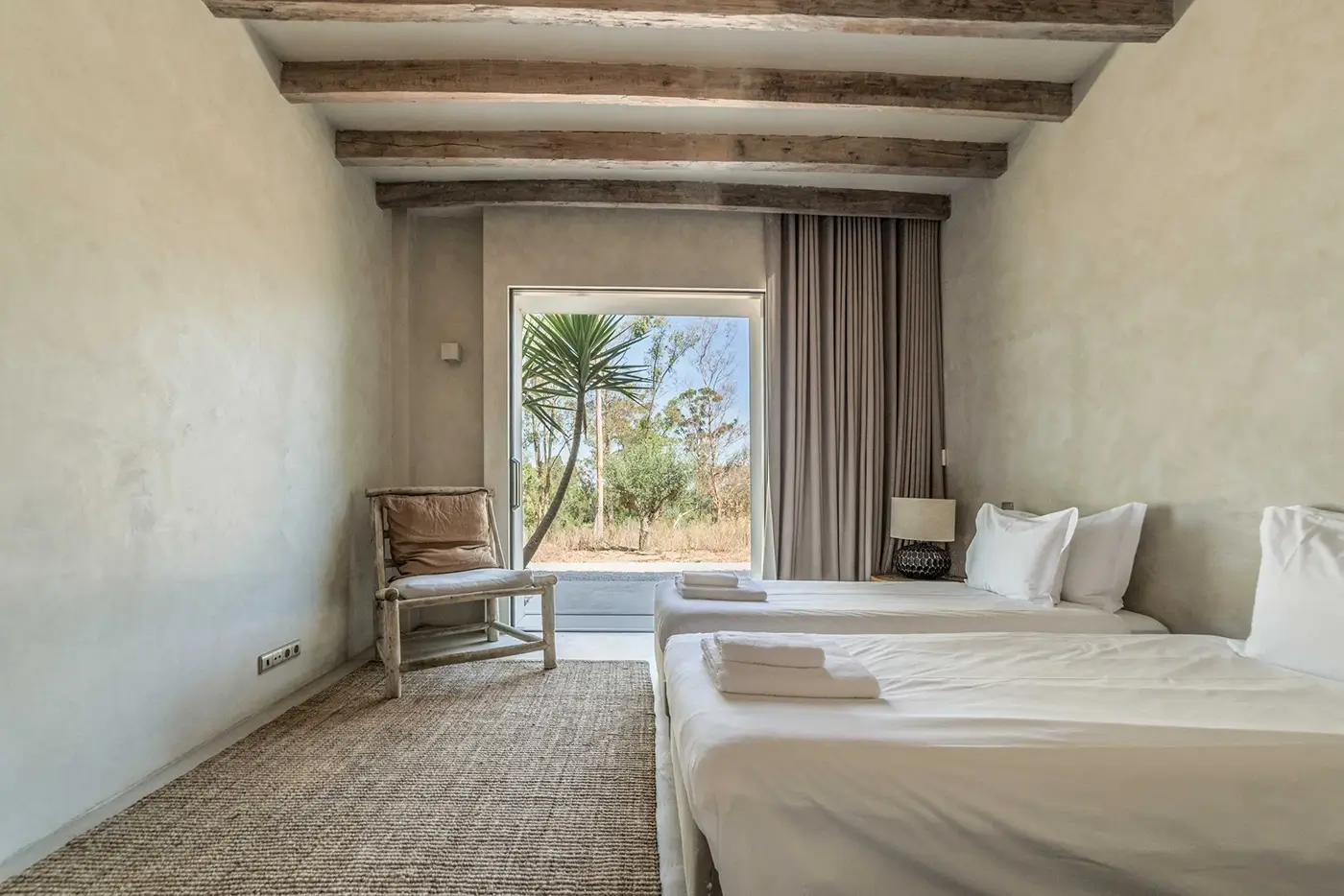 Sublime Wellness Portugal Retreat - bedroom