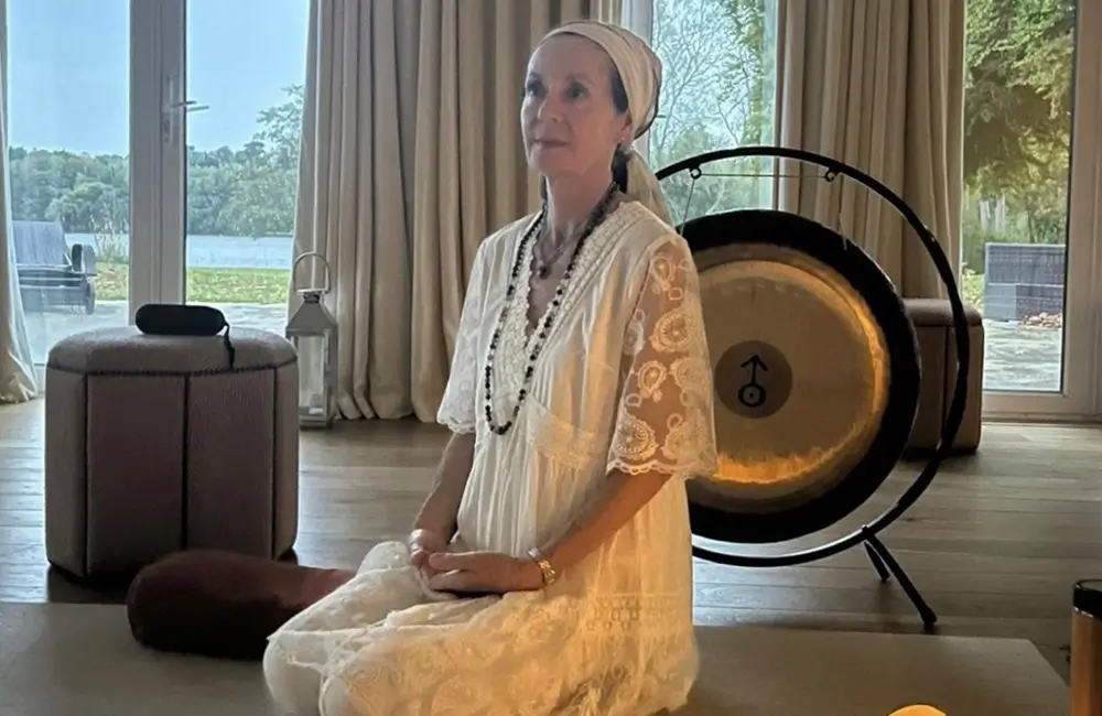 Workshop with Kindalini. Yoga and sound healing